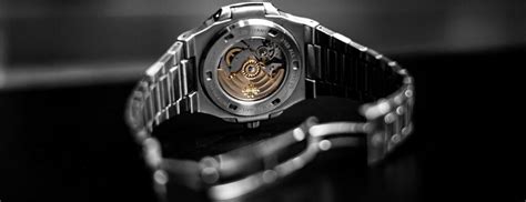 how to adjust patek philippe nautilus bracelet|Patek Philippe Nautilus adjust time.